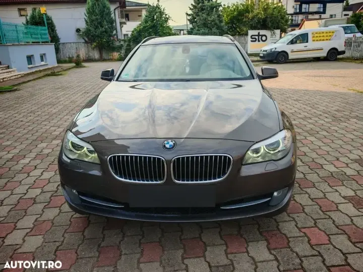 BMW Seria 5 F10/F11/F07 [2010 - 2017] 520d Modern Line