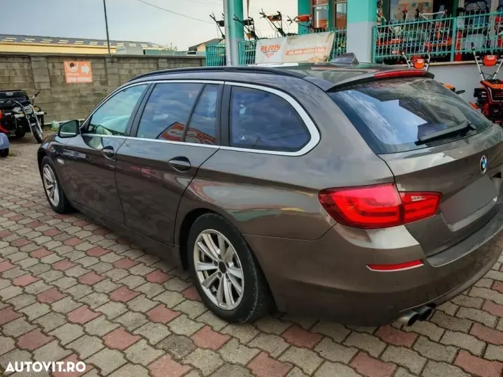 BMW Seria 5 F10/F11/F07 [2010 - 2017] 520d Modern Line