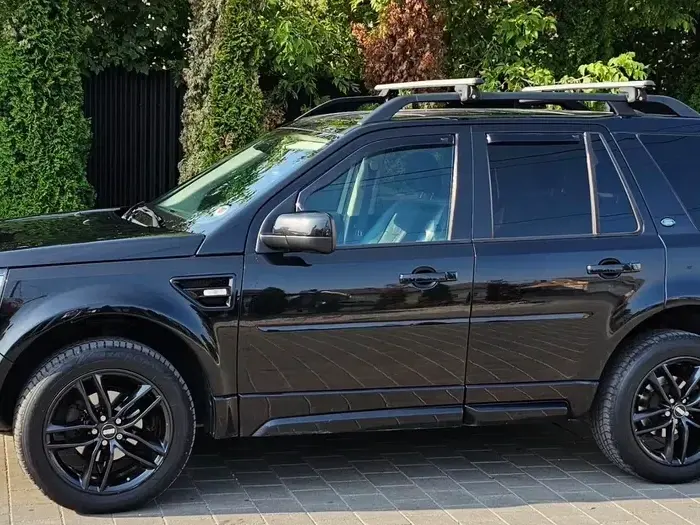 Land Rover Freelander II 2 2.2L SD4 HSE