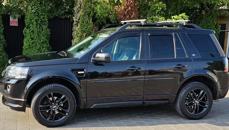 Land Rover Freelander II 2 2.2L SD4 HSE — imagine 3