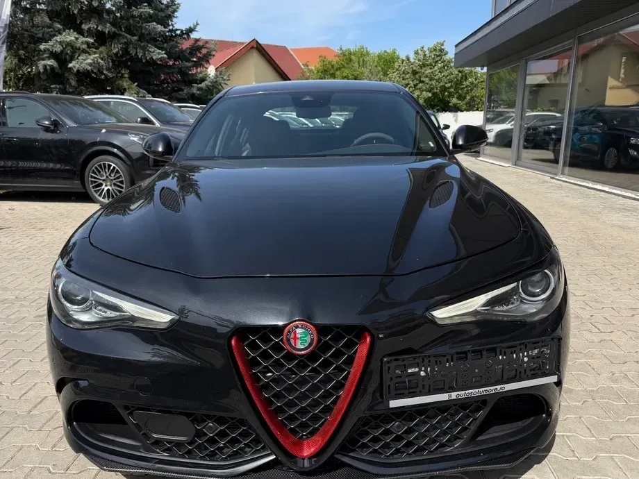 Alfa Romeo Giulia 2.9 V6 Bi-Turbo AT8 Quadrifoglio — imagine 6