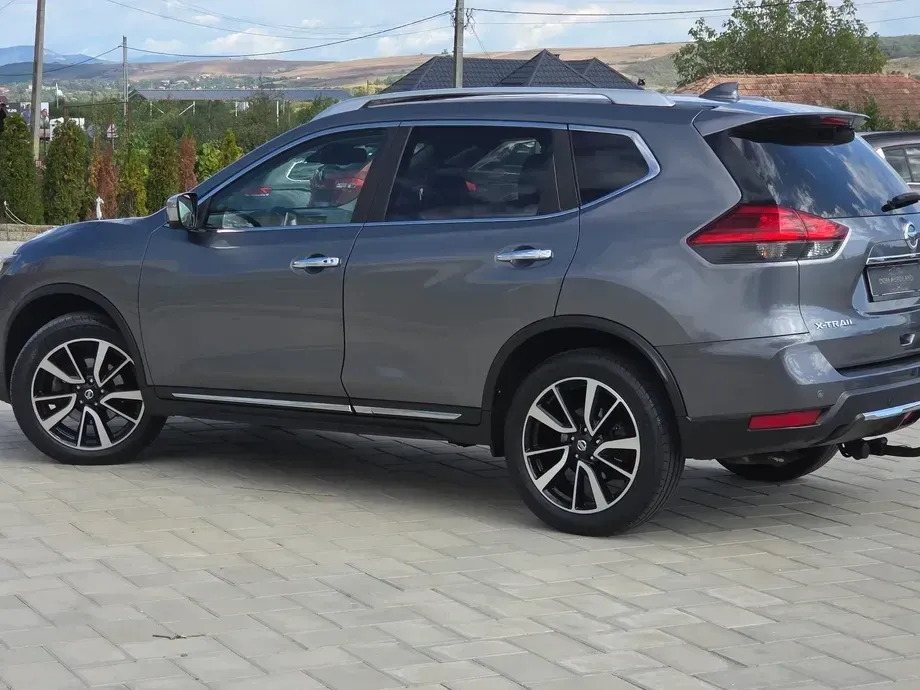 Nissan X-Trail 2.0D XTRONIC Start/Stop 4x4-i Tekna — imagine 3
