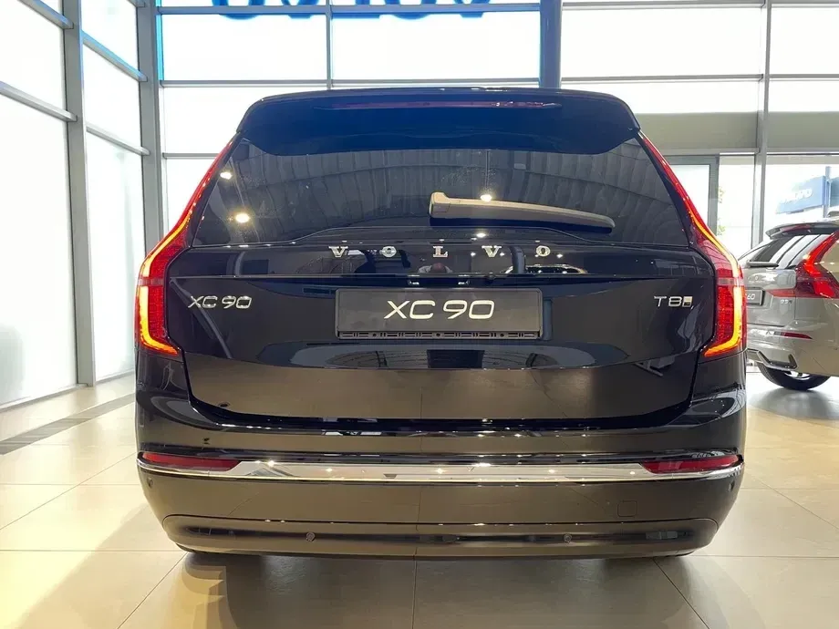 Volvo XC 90 II T8 AWD PHEV Ultra Bright — imagine 6