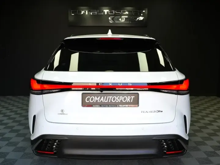 Lexus RX IV 450h+ F SPORT Design