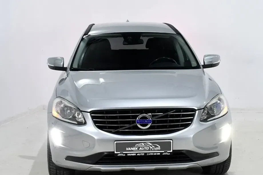 Volvo XC 60 D4 AWD Geartronic Kinetic — imagine 2