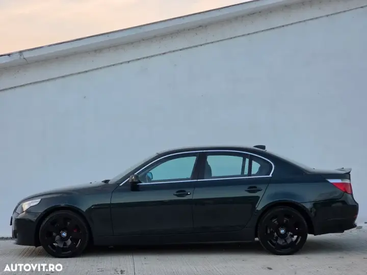 BMW Seria 5 E60/E61 [2003 - 2010] 530d