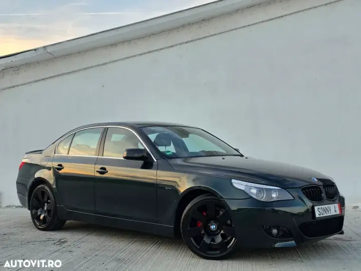 BMW Seria 5 E60/E61 [2003 - 2010] 530d