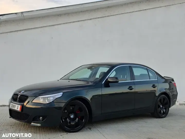BMW Seria 5 E60/E61 [2003 - 2010] 530d