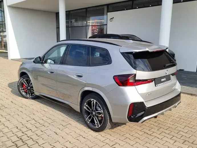 BMW iX1 xDrive30 M Sportpaket