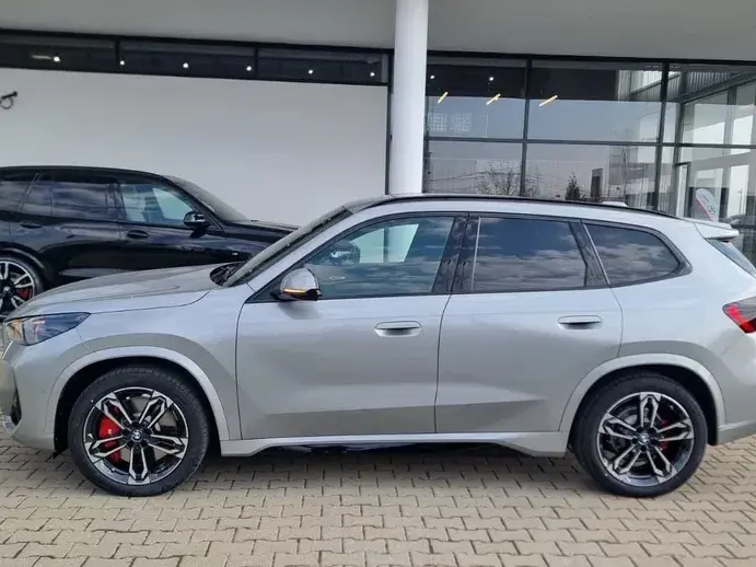BMW iX1 xDrive30 M Sportpaket