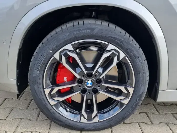 BMW iX1 xDrive30 M Sportpaket