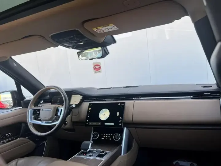 Land Rover Range Rover V 3.0 I6 D350 MHEV SV
