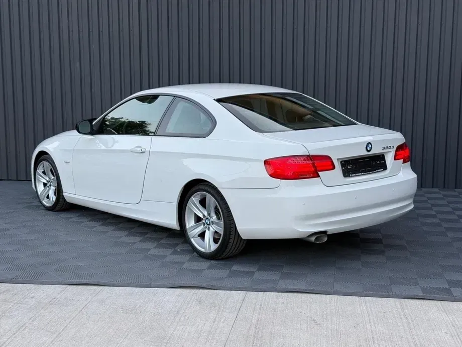 BMW Seria 3 — imagine 3