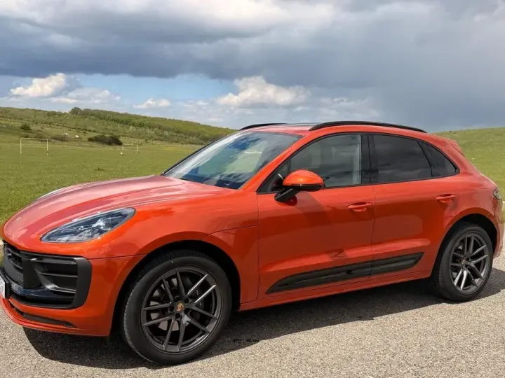 Porsche Macan T