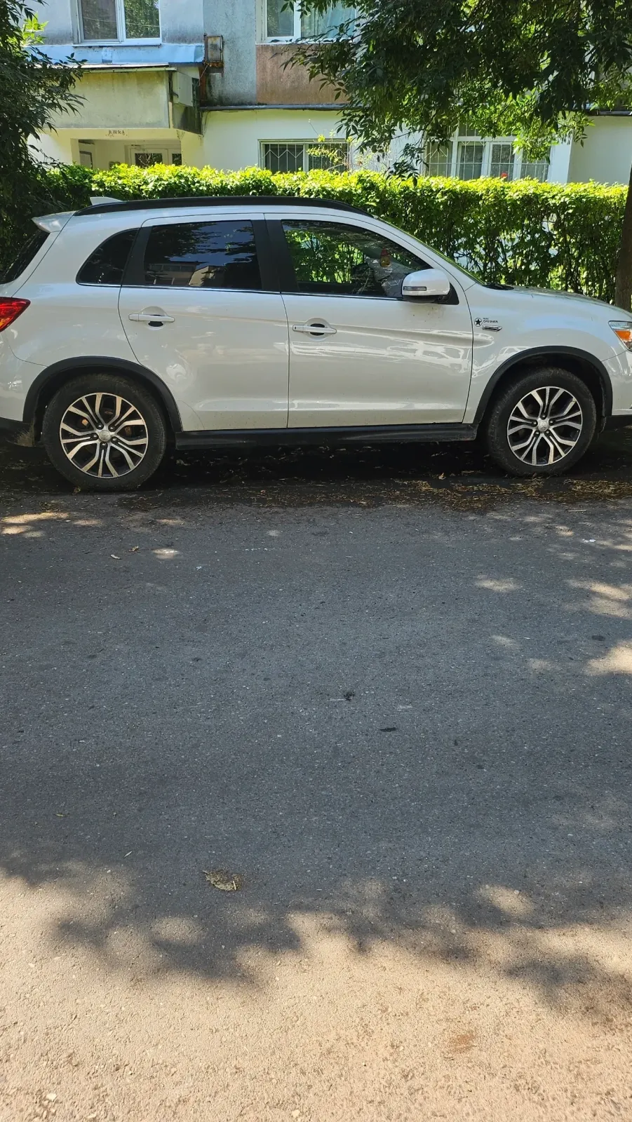 Mitsubishi ASX 2.2 DI-D 4WD Automatik SUV-Star+ — imagine 4