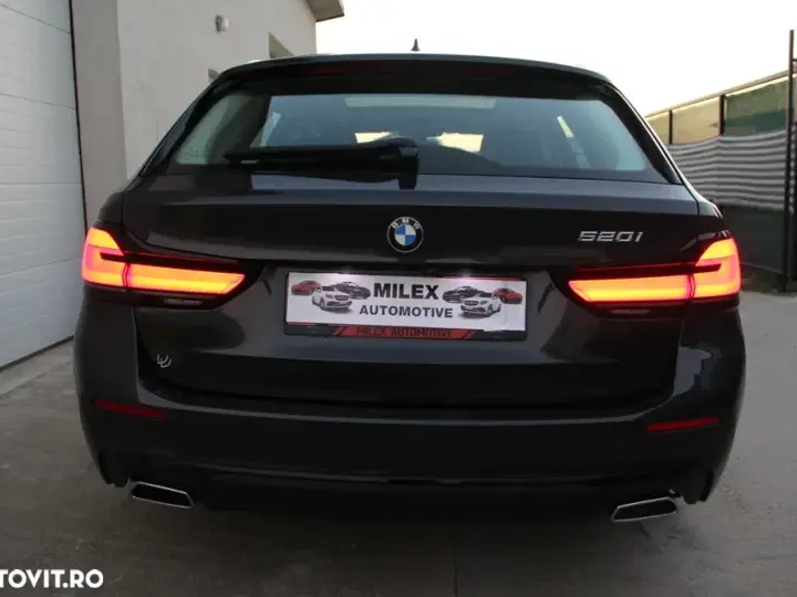 BMW Seria 5 G30/G31 [2017 - Prezent] 520i AT