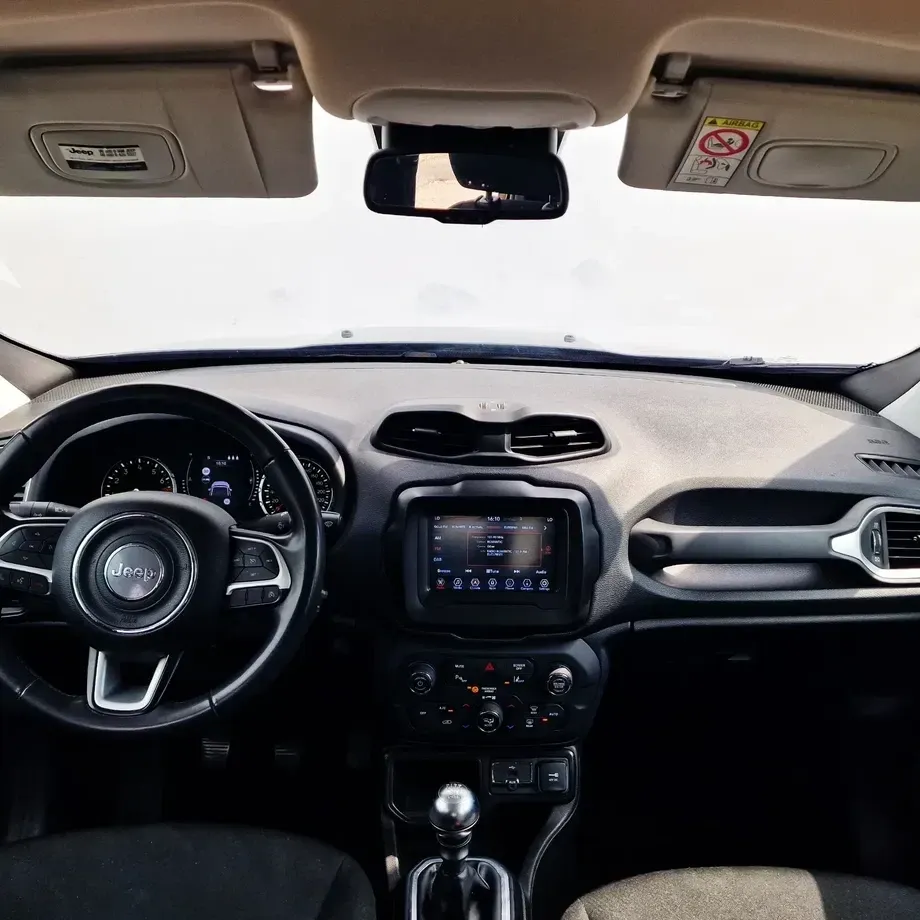 Jeep Renegade — imagine 3