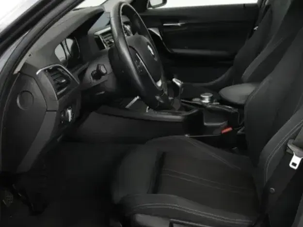 BMW Seria 1 F20/F21 116i Sport Line Shadow