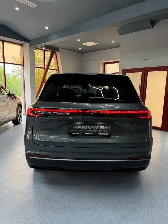 Geely Starray EM-i 1.5 1DHT PHEV Max — imagine 2