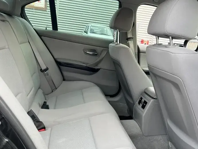 BMW Seria 3 318d
