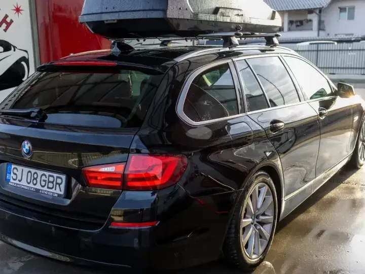 BMW Seria 5 F10/F11/F07 520d Luxury Line