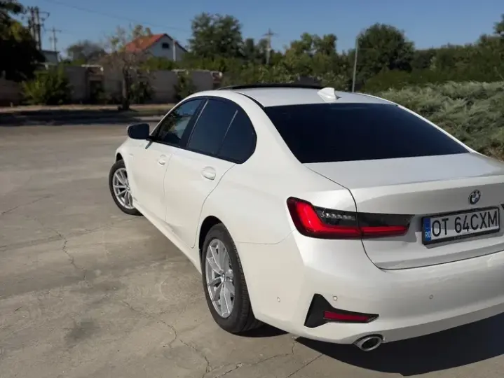 BMW Seria 3 320e AT PHEV