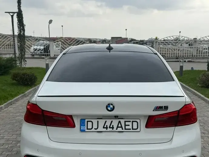 BMW M5