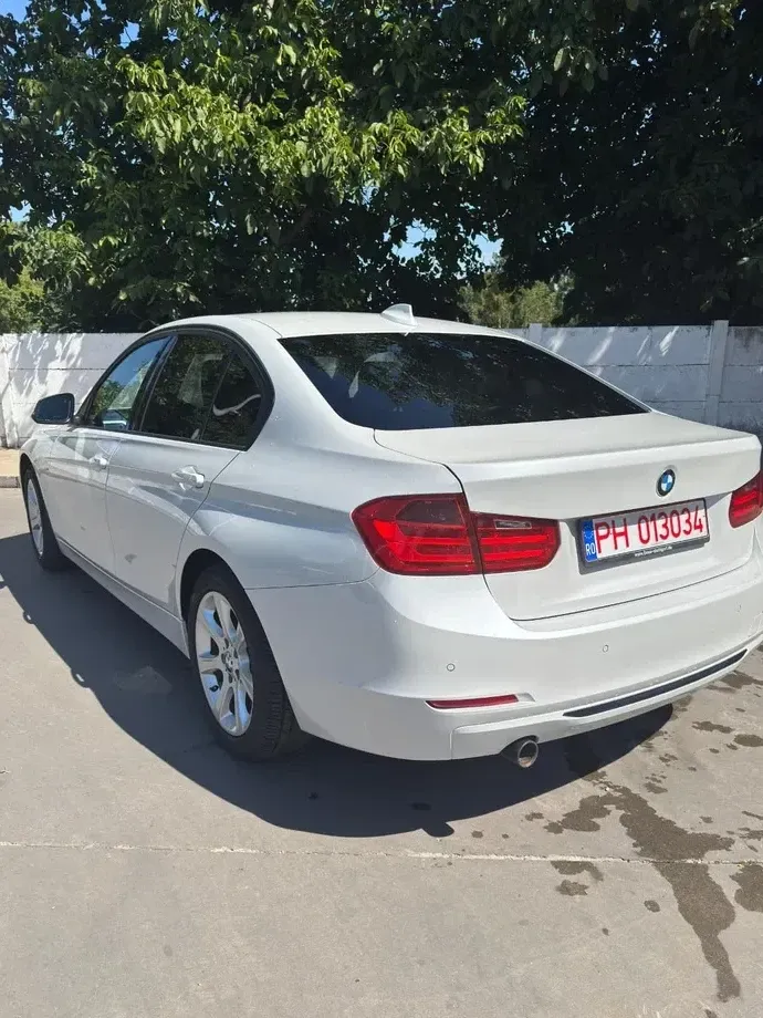 BMW Seria 3 F30/F31/F34 318d Blue Performance Sport Line — imagine 5