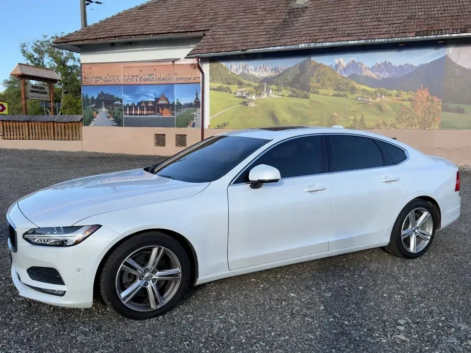 Volvo S90 T5 Momentum — imagine 4