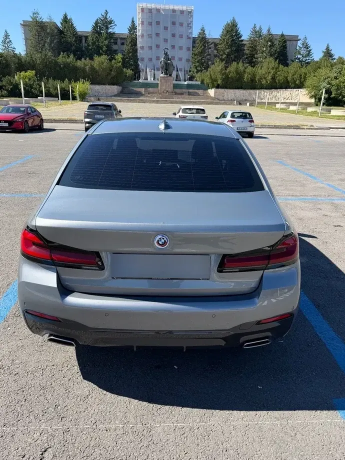 BMW Seria 5 G30/G31 530e xDrive AT PHEV — imagine 5