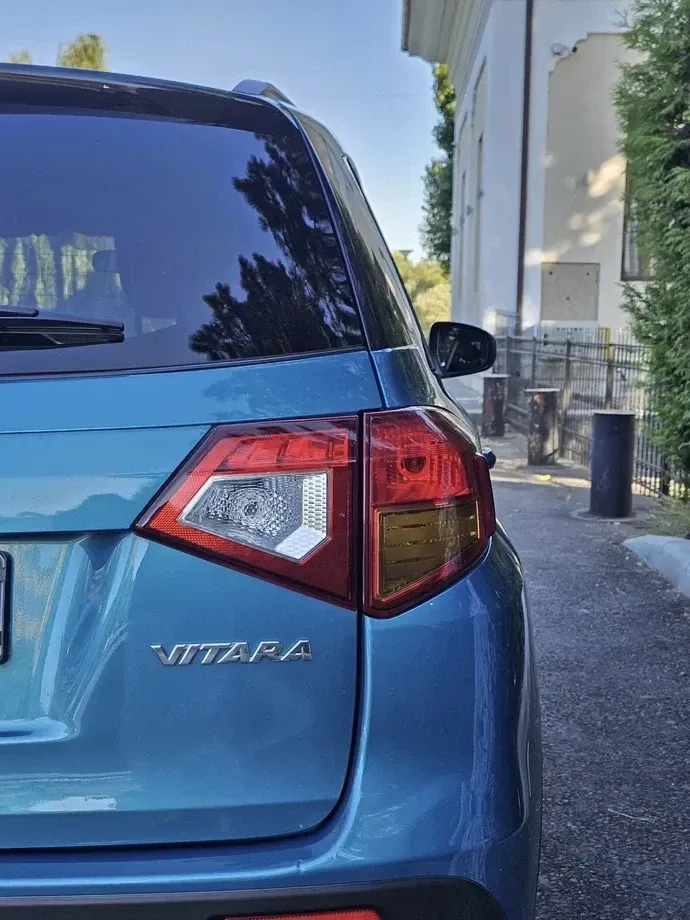 Suzuki Vitara IV 1.6 Passion Aut. — imagine 4