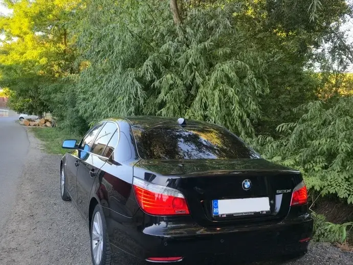 BMW Seria 5 E60/E61 520d Aut. Edition Exclusive
