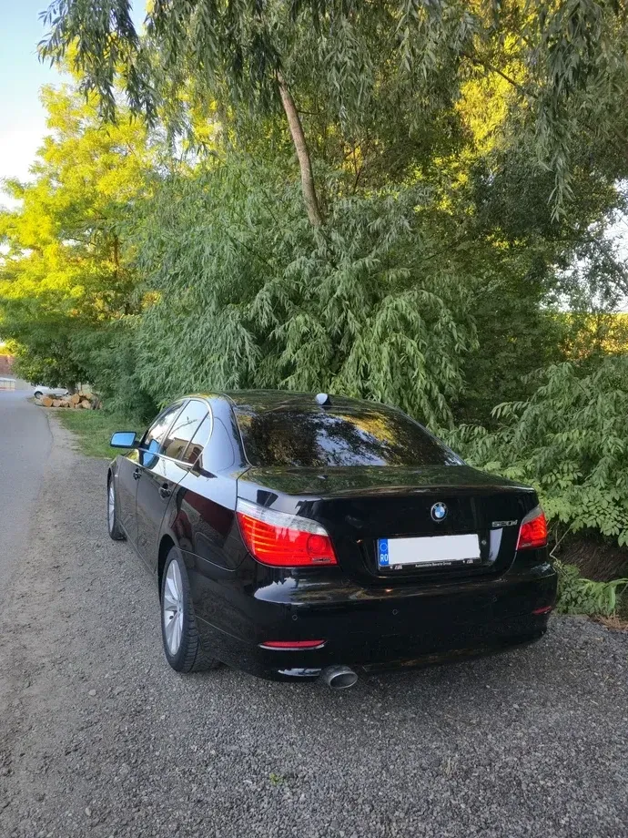 BMW Seria 5 E60/E61 520d Aut. Edition Exclusive — imagine 4