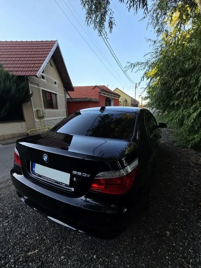 BMW Seria 5 E60/E61 520d Aut. Edition Exclusive — imagine 3