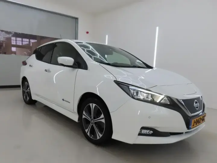 Nissan Leaf II 40 kWh Tekna