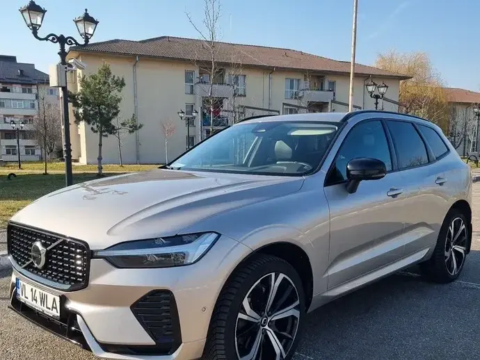 Volvo XC 60 II B4 B Plus Dark