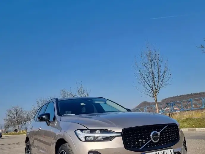 Volvo XC 60 II B4 B Plus Dark