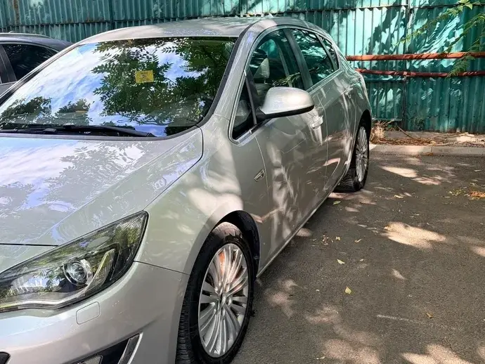 Opel Astra 1.4 Turbo ECOTEC Aut. Cosmo