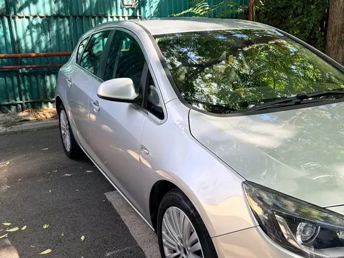 Opel Astra 1.4 Turbo ECOTEC Aut. Cosmo