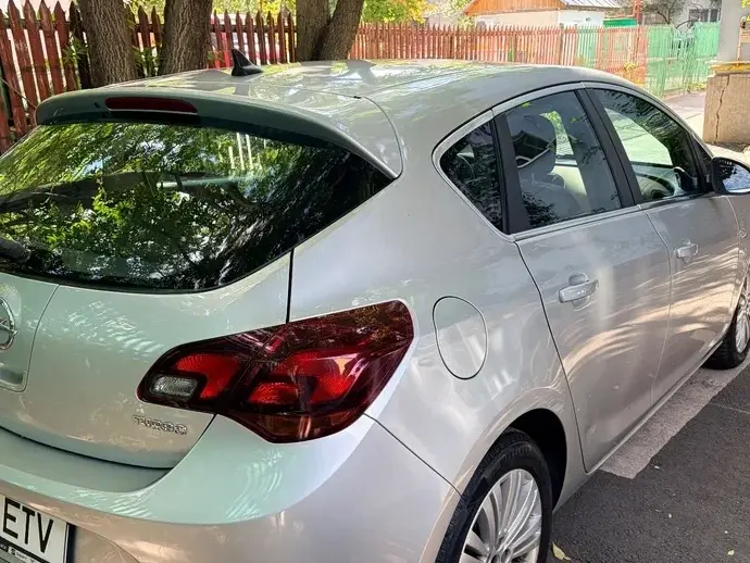 Opel Astra 1.4 Turbo ECOTEC Aut. Cosmo