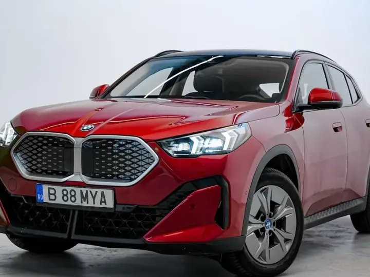 BMW iX2