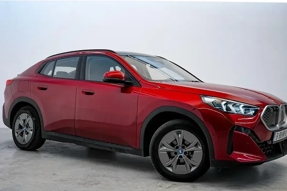 BMW iX2 — imagine 6
