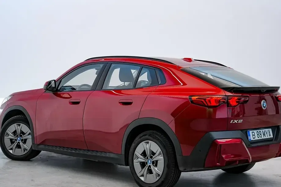 BMW iX2 — imagine 4