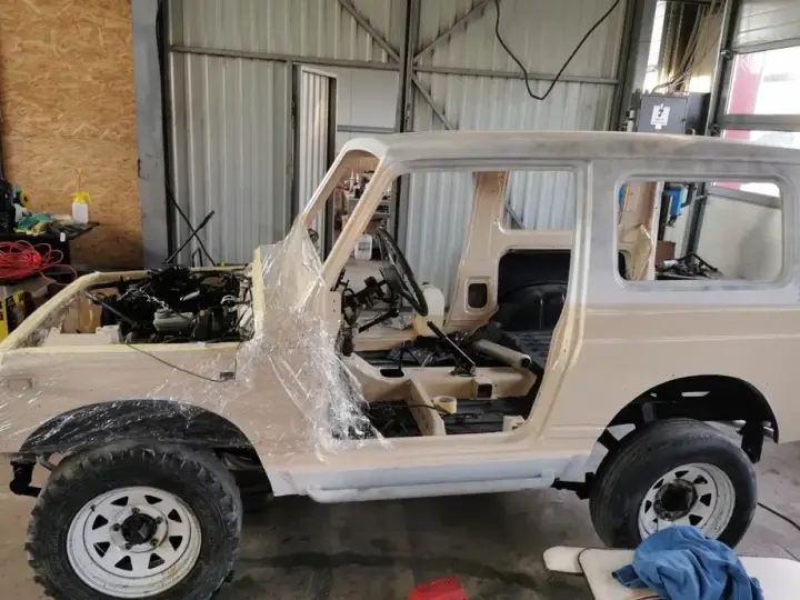 Suzuki Samurai