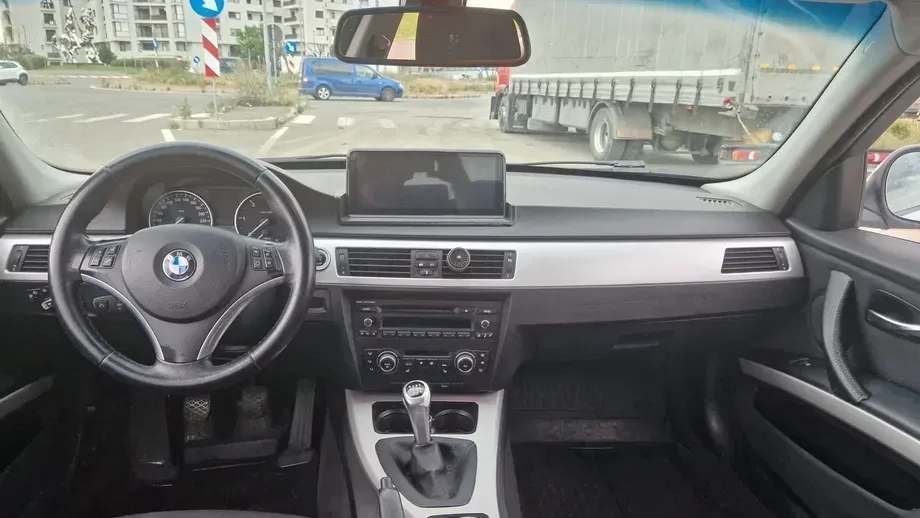 BMW Seria 3 E90/E91/E92/E93 — imagine 5