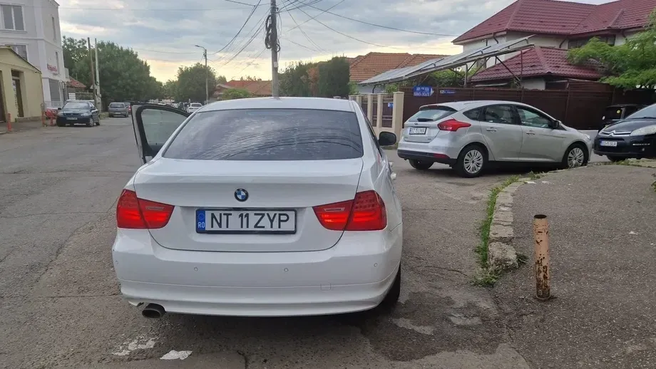 BMW Seria 3 E90/E91/E92/E93 — imagine 2