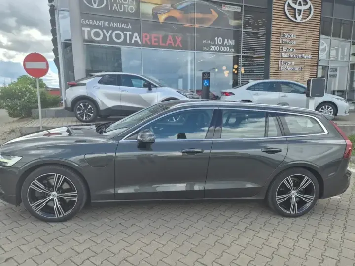 Volvo V60 II
