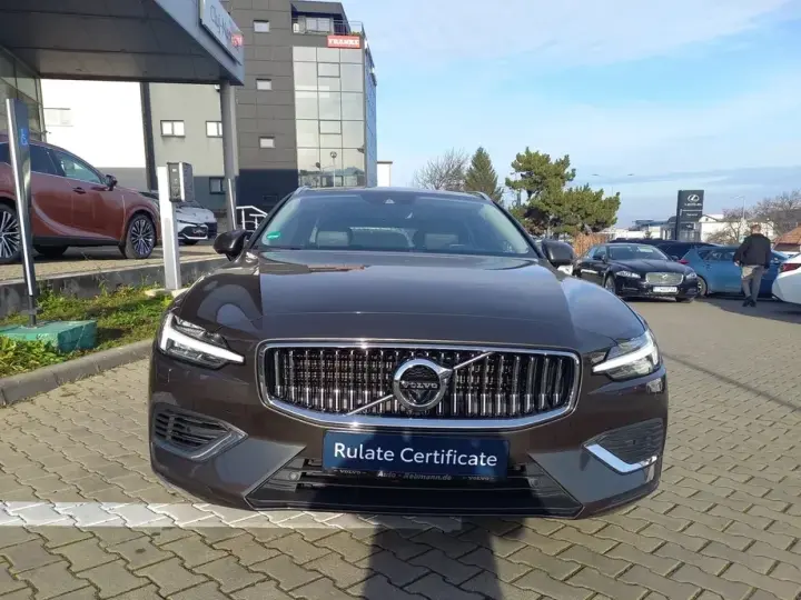 Volvo V60 II
