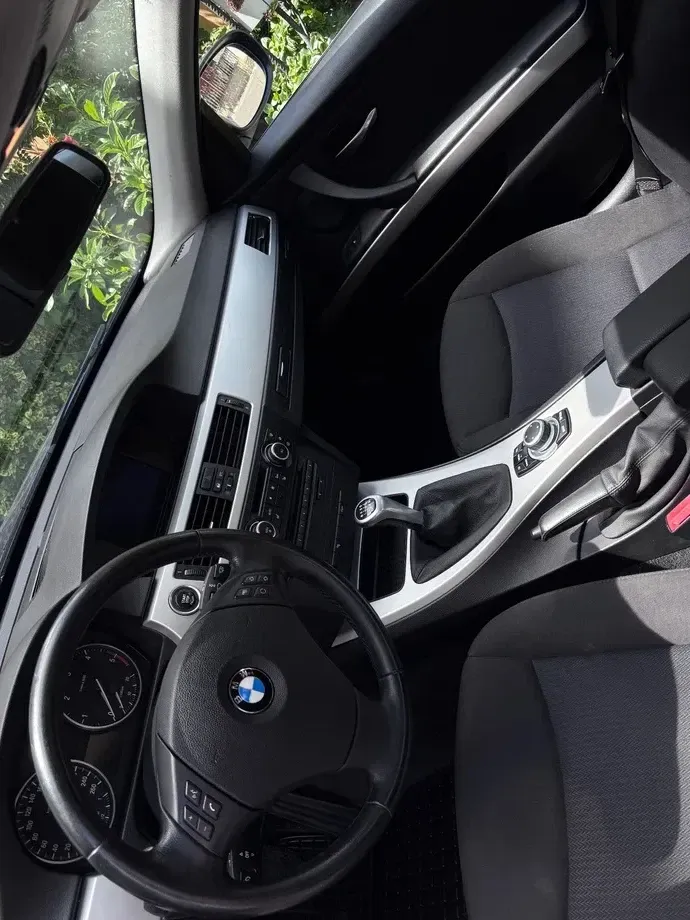 BMW Seria 3 E90/E91/E92/E93 320d — imagine 6