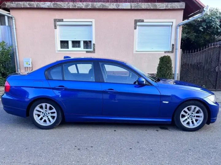 BMW Seria 3 E90/E91/E92/E93 320d